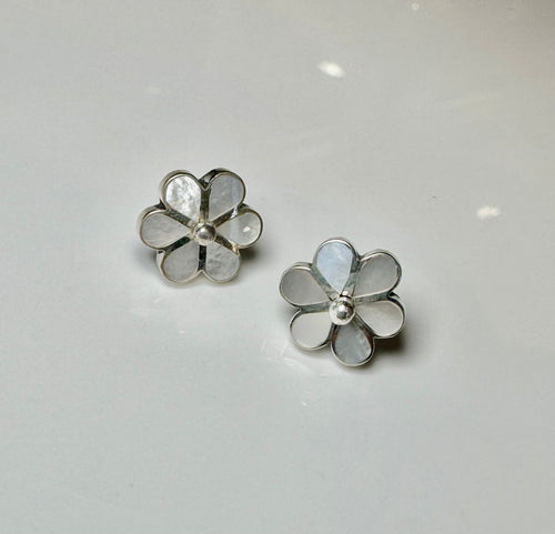 Mother of Pearl Flower post earrings