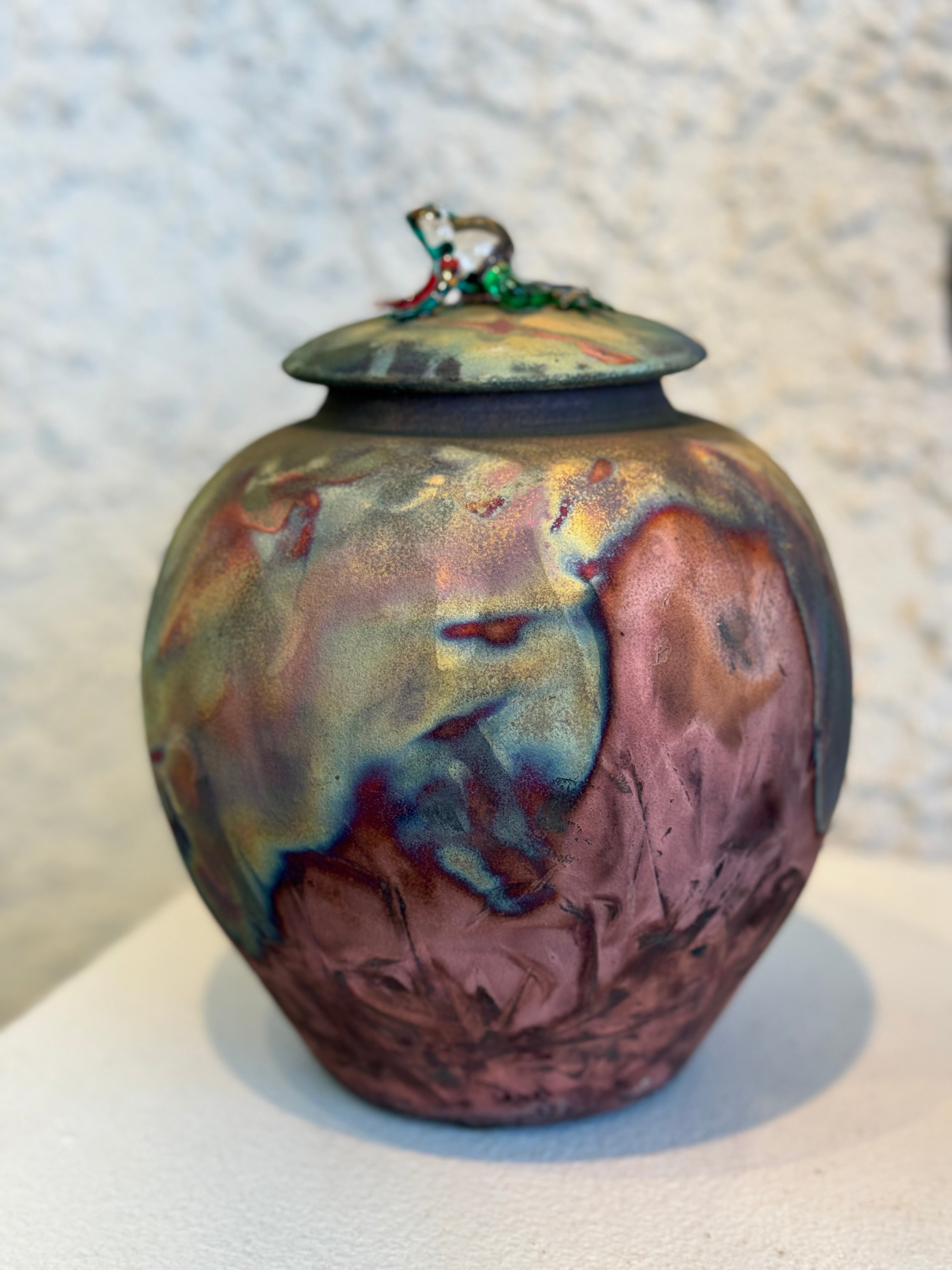 Raku Pot with Glass Frog on lid – Raku Gallery