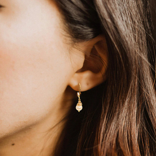 Golden Glow Pearl Earrings