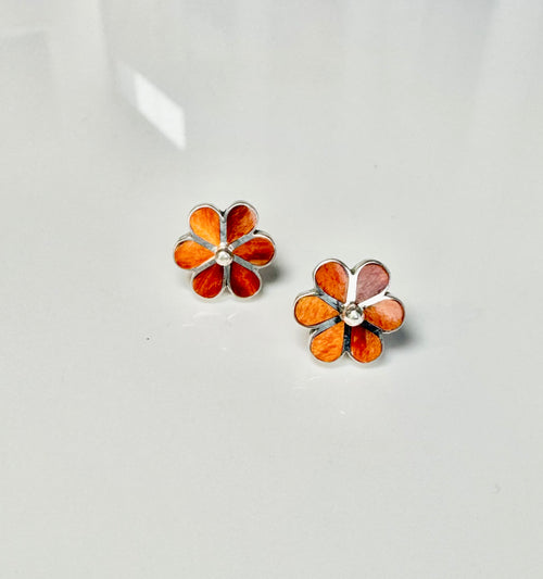 Spiny Osyter Flower Earrings